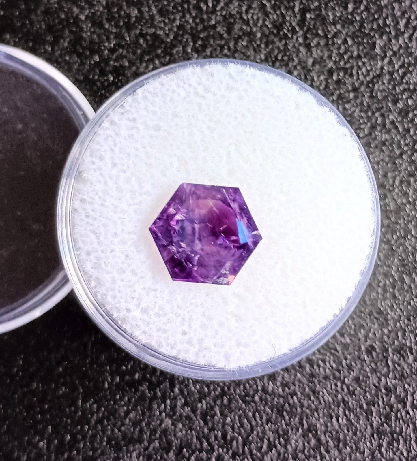 HBM-FS-10 Beautiful Faceted Amethyst Gemstone