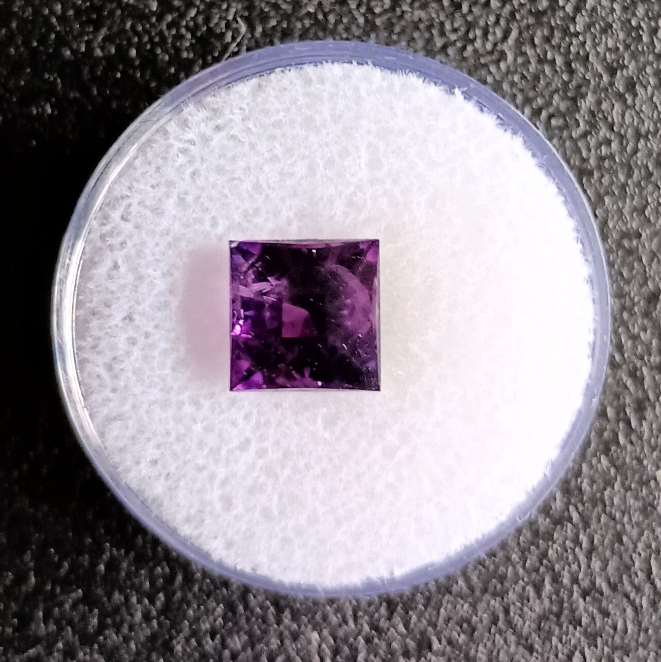 HBM-FS-31 Amazing Faceted Amethyst Gemstone