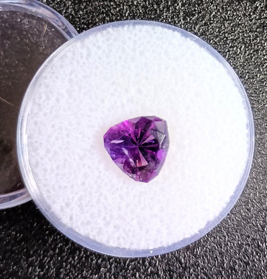 HBM-FS-16  Beautiful Faceted Amethyst Gemstone